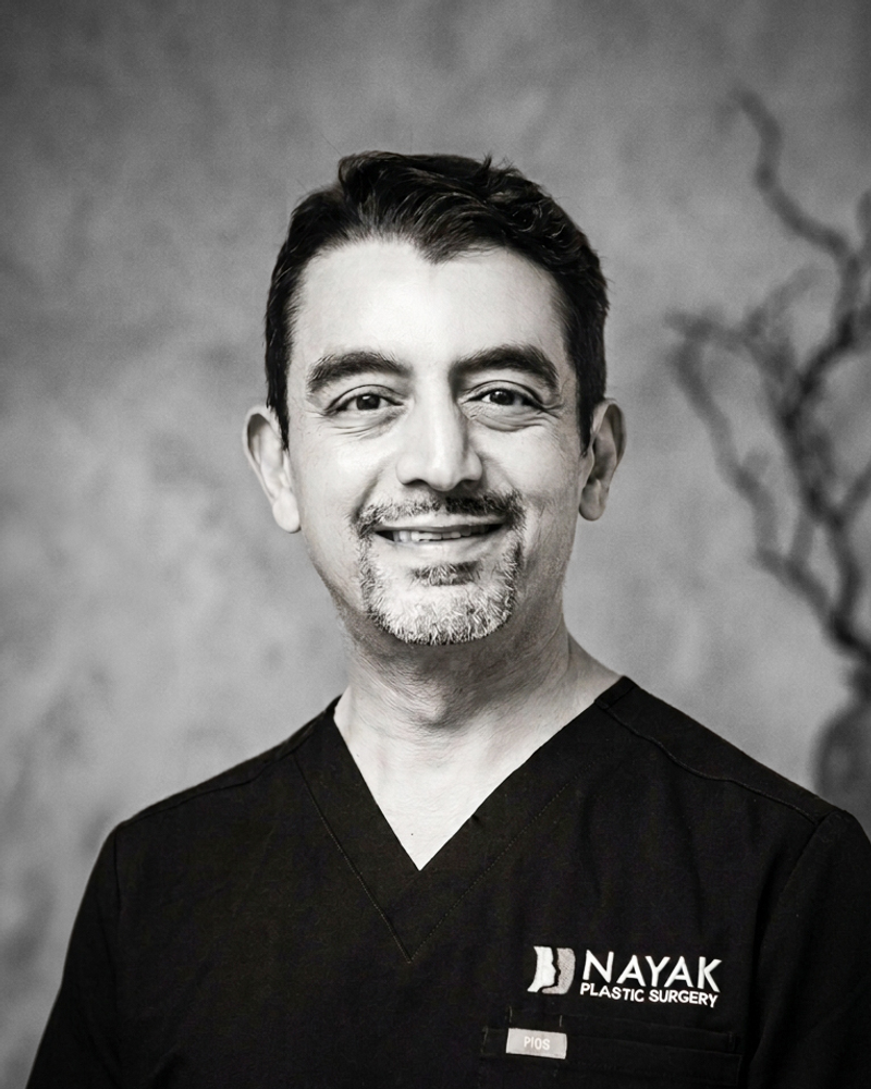 L. Mike Nayak, MD, FACS — Facial plastic surgery, St Louis · USA.